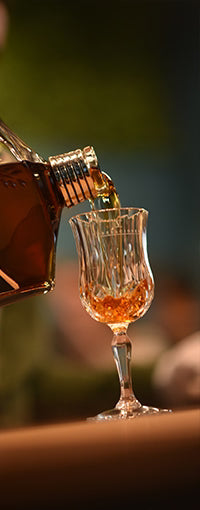 Tour V Generaciones con cata del ron de 30 años de Flor de Caña